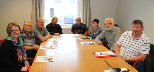 Et samlet instruktørkorps i LEAN Senter Helgeland AS. Fra venstre: Hanne Falch Kristoffersen, Sandnessjøen, Torbjørn Jørgensen, Mosjøen, Morten Vik, Mosjøen, Odd Luktvasslimo, Mosjøen, Magne Løkås, Mosjøen, Tove Forfang, Mosjøen, Ole Kristian Jenssen, Mosjøen, og Asle Hjartøy, Mo i Rana.