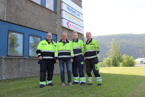 De fire ansatte ved MoTest AS. Fra venstre: Rune Gjersvik, Bjørnar Dahle, Patrick Bakksjø og Morten Olsen. 