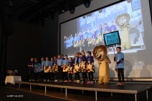 Fra Innmarsjen: Team Future fra Lyngheim barneskole